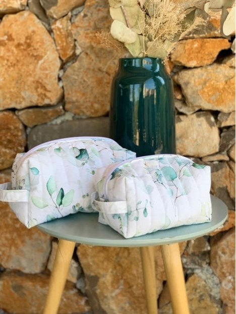 Trousse de toilette S et M eucalyptus. L'Atelier Mama