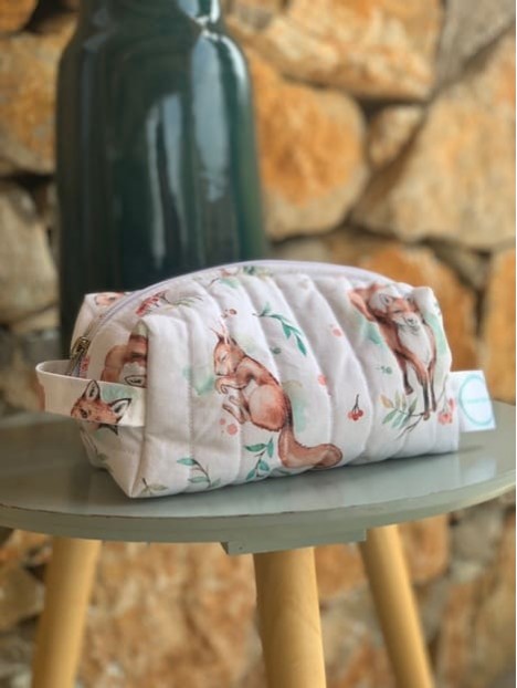 Trousse de toilette renard écureuil. L'Atelier Mama