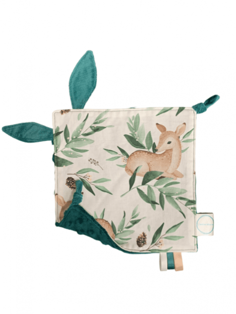 Doudou plat chevreuil en feuilles minky galapagos. L'Atelier Mama