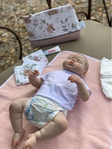 Tapis à langer nomade ourson flower éponge bambou rose. L'Atelier Mama